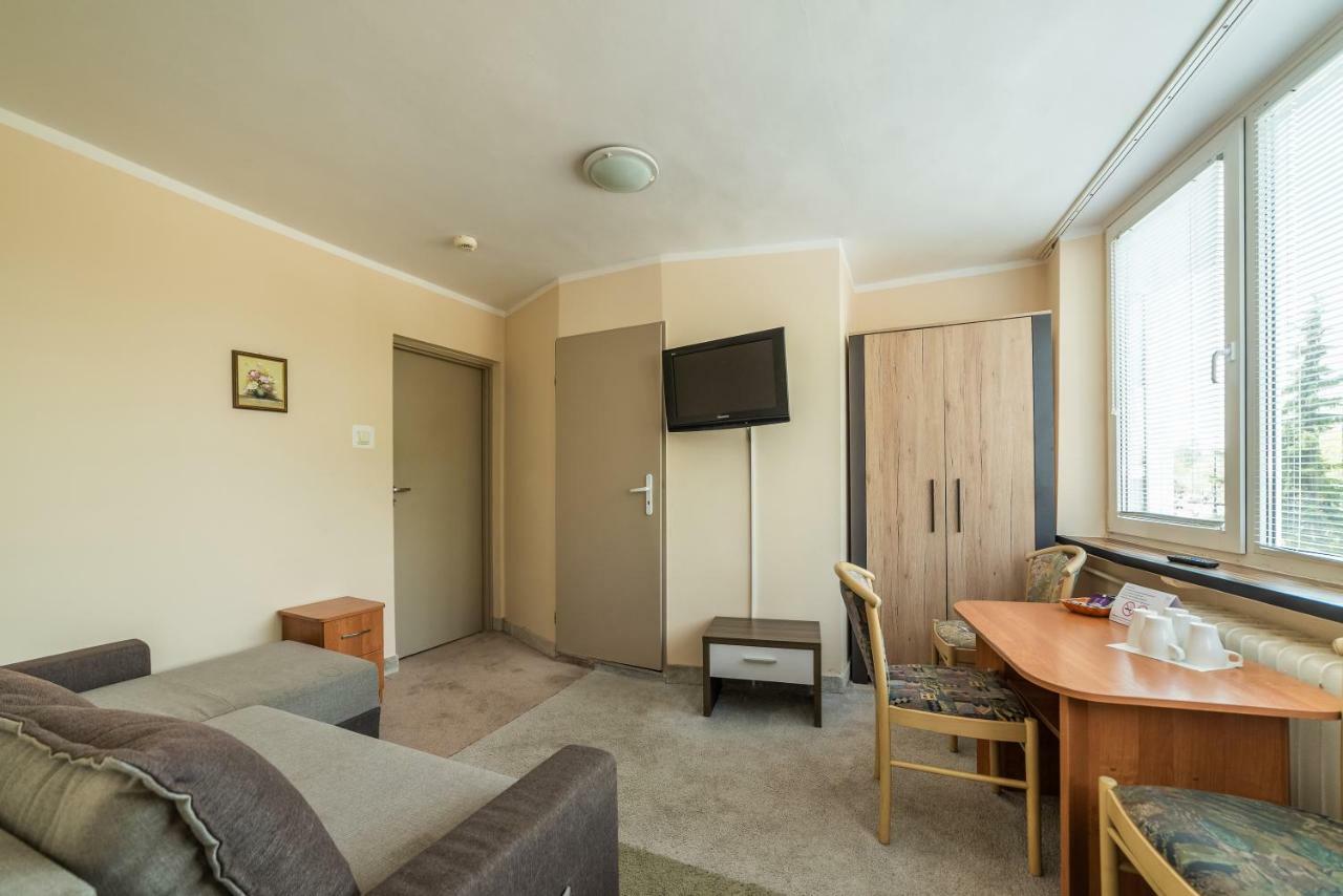 Sopocki Zdroj Hotel โซพอต ภายนอก รูปภาพ